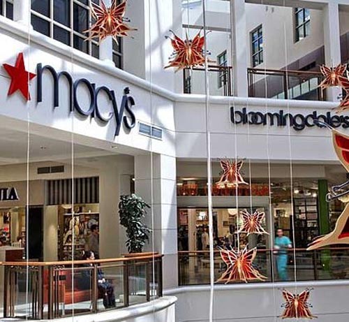 顾客要求梅西百货抵制特朗普