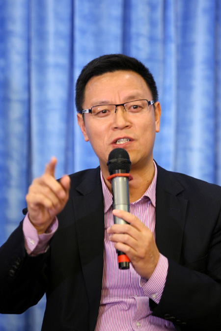 海天网联董事副总裁杨为民出席苏秦大讲堂