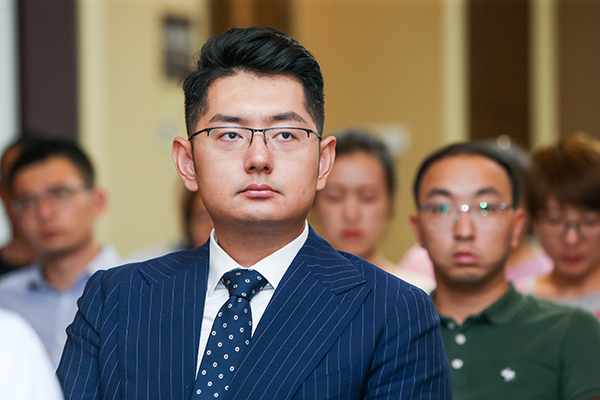 海航集团北美政府关系及公关总监邢哲铭出席大讲堂49期